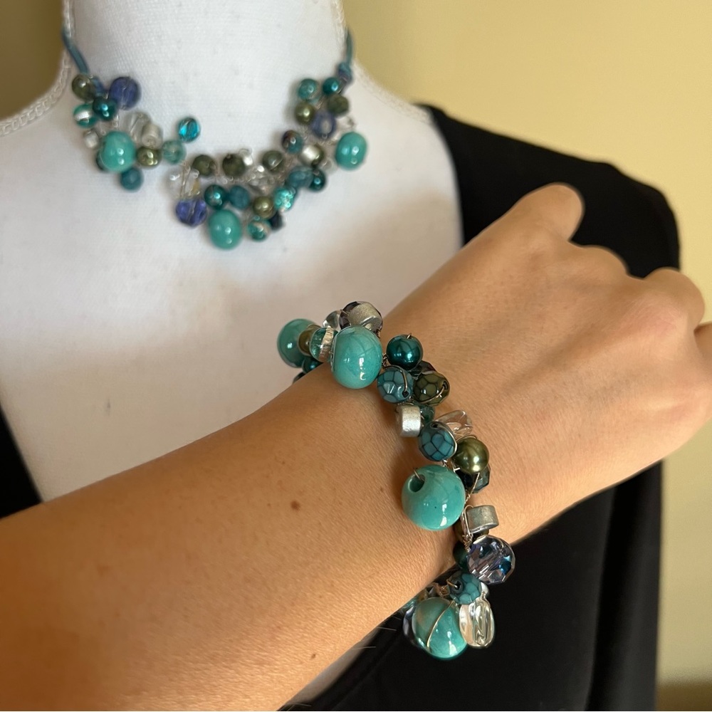 Turquoise Blue Ceramic Bead & Crystal Mixed Media Beaded Necklace Handmade NEW - Picture 9 of 17